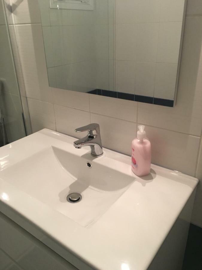 Central 2-Bedroom Luxury Apartment Candia Esterno foto